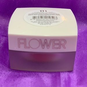 BRAND NEW FLOWER Brand Touch Powder-to-Creme Blush